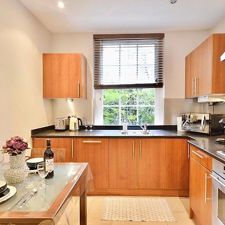 Kensington Apartment, Breakfast, 2 Baths London Exteriör bild